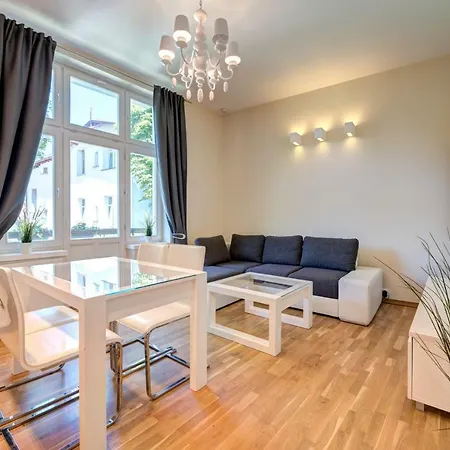 Dr - Frank Апартаменти