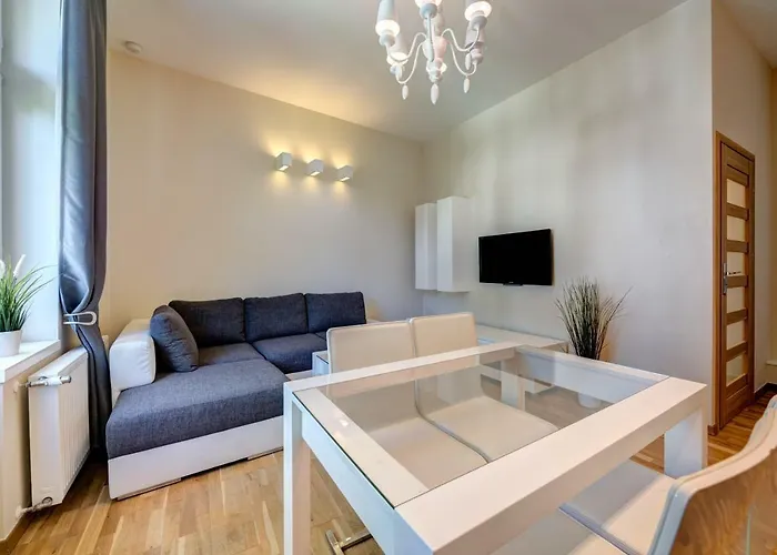 Dr - Frank Apartment